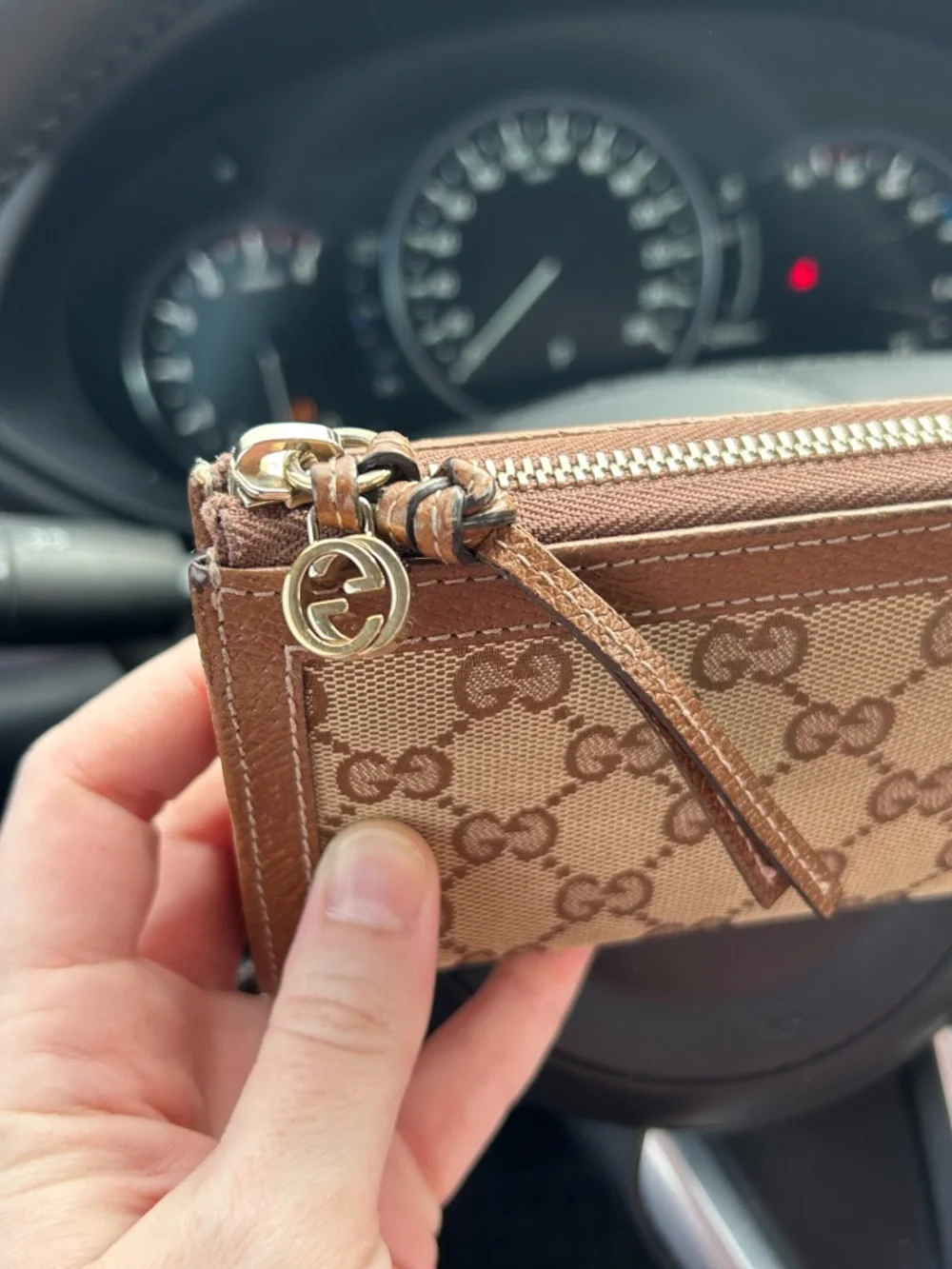 Gucci Tan/Brown Monogram Zip Around Wallet - Picture 2 of 8